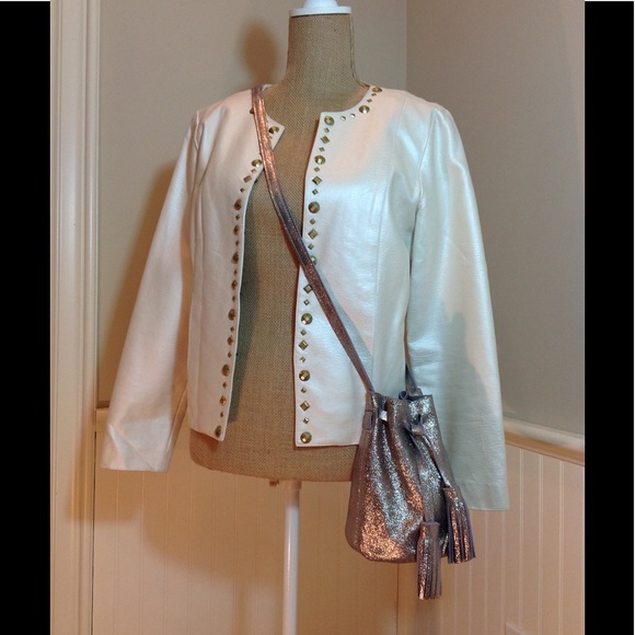 7 Bags 7 Chi Silver Leather Bucket Bag Poshmark